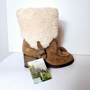 NWT BearPaw Obsidian TAN Suede FAIX SHERPA Boots Size 6.5